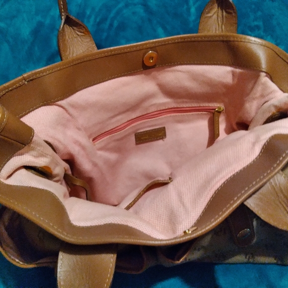 Dooney and bourke - Picture 4 of 6